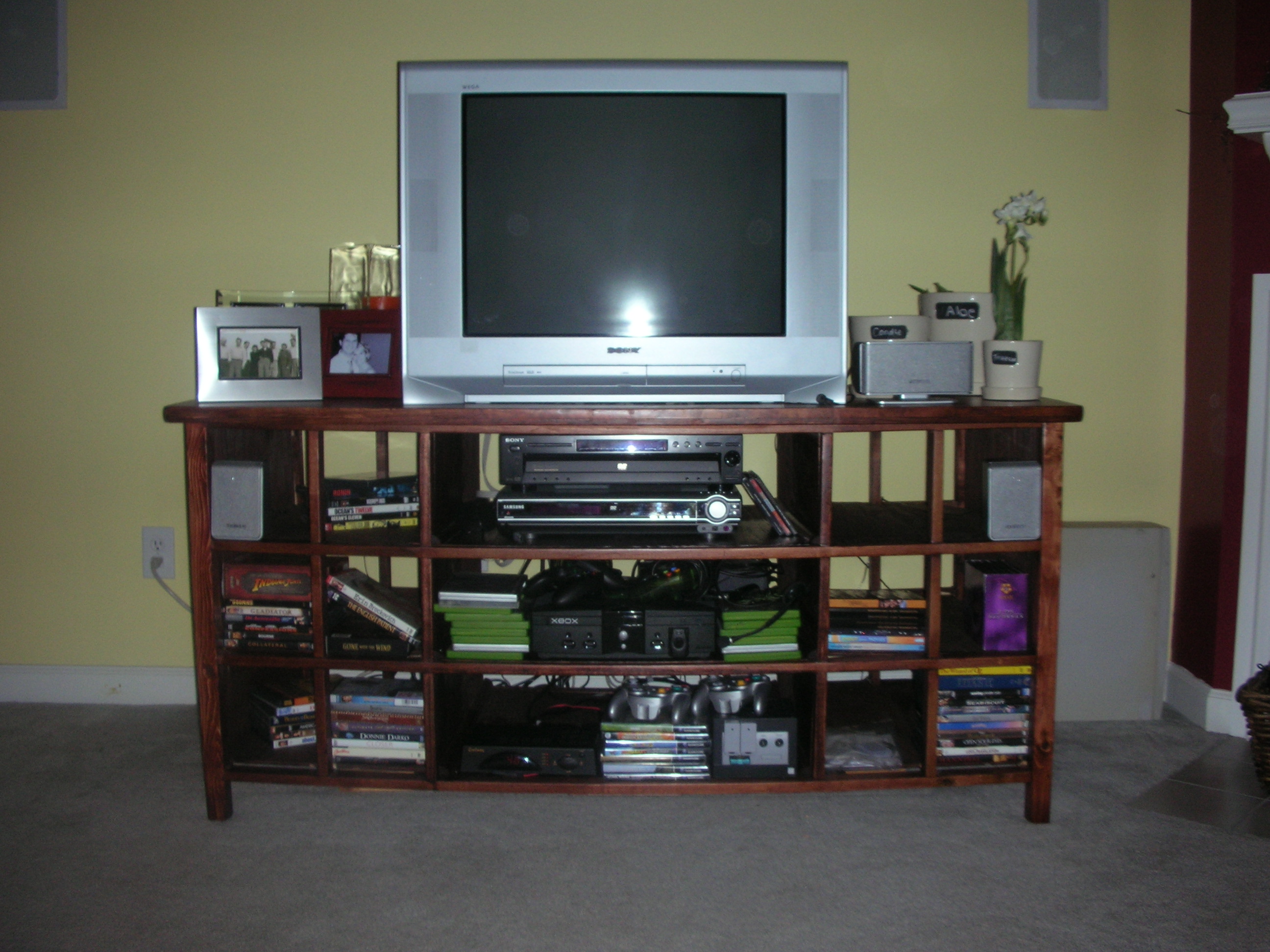 projects wood tv stand